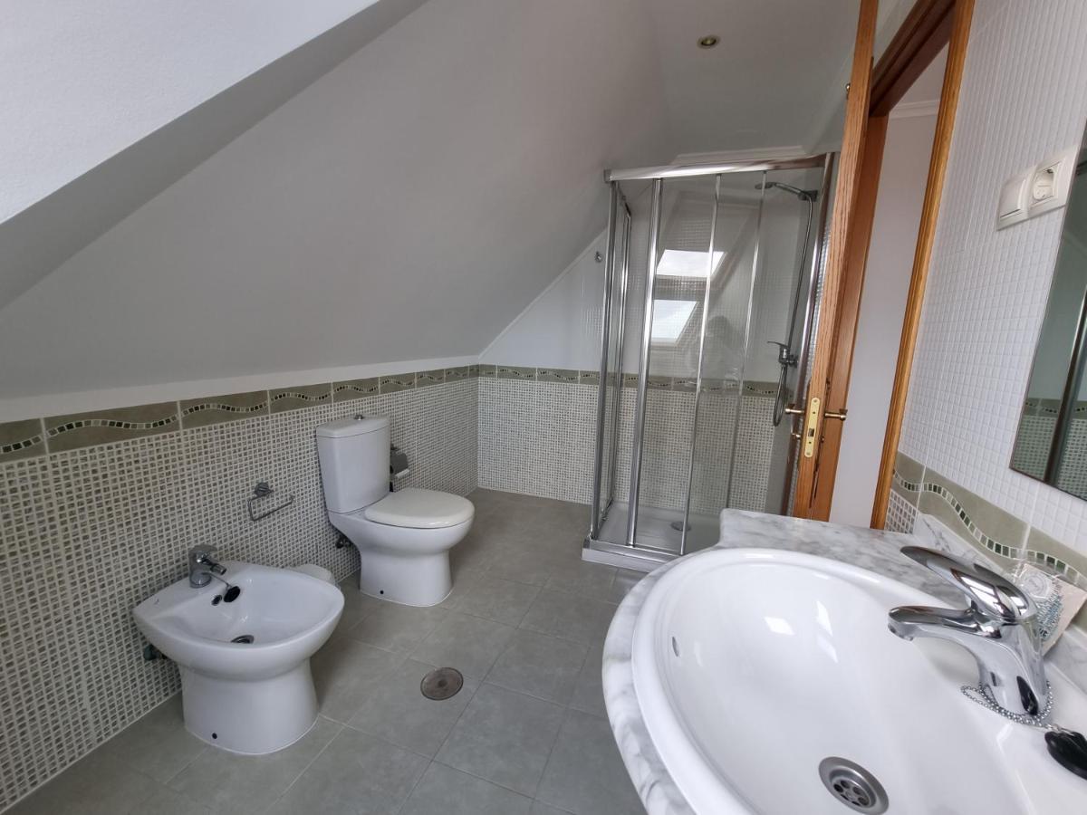 Duplex 4 Dormitorios En Playa Rapadoira Foz Bagian luar foto